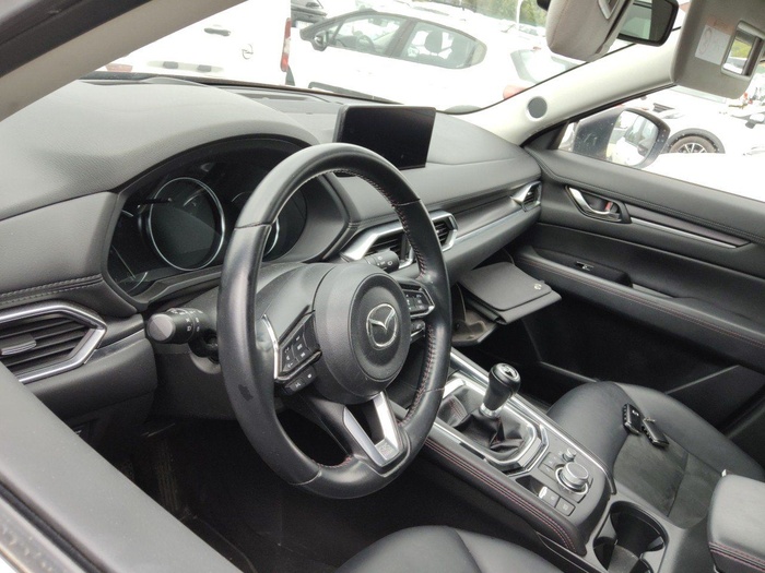 Mazda CX-5 2.0 GE Homura 121 kW (165 CV) Vehículo usado en Madrid Mazda CX-5 2.0 GE Homura 121 kW (165 CV) Vehículo usado en Madrid