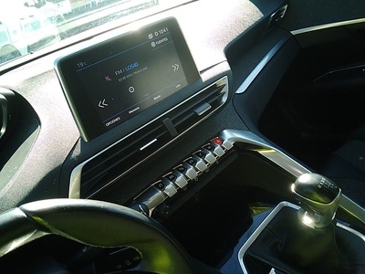 Peugeot 3008 BlueHDI 130 S&S Allure 96 kW (130 CV) 9 Peugeot 3008 BlueHDI 130 S&S Allure 96 kW (130 CV) 9