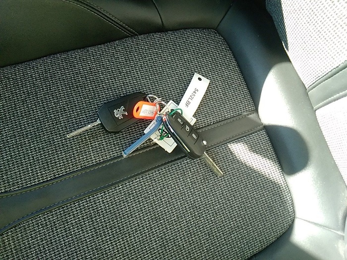 Peugeot 3008 BlueHDI 130 S&S Allure 96 kW (130 CV) Vehículo usado en Madrid Peugeot 3008 BlueHDI 130 S&S Allure 96 kW (130 CV) Vehículo usado en Madrid