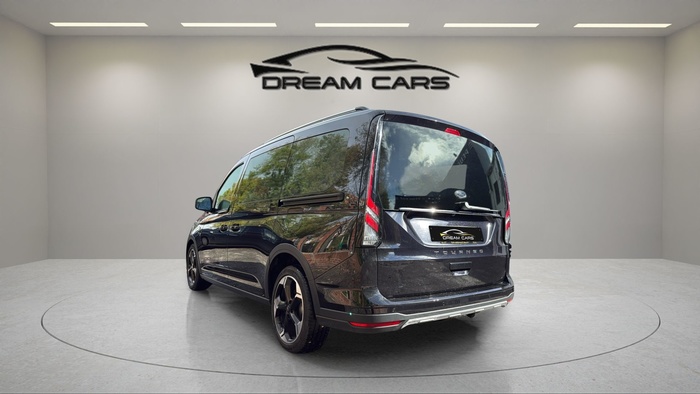 Ford Grand Tourneo Connect 2.0 Ecoblue Active Auto 90 kW (122 CV) Vehículo usado en Madrid Ford Grand Tourneo Connect 2.0 Ecoblue Active Auto 90 kW (122 CV) Vehículo usado en Madrid