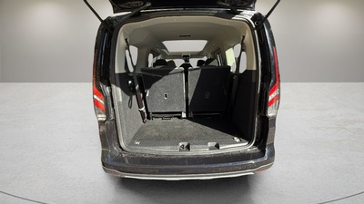 Ford Grand Tourneo Connect 2.0 Ecoblue Active Auto 90 kW (122 CV) 13 Ford Grand Tourneo Connect 2.0 Ecoblue Active Auto 90 kW (122 CV) 13