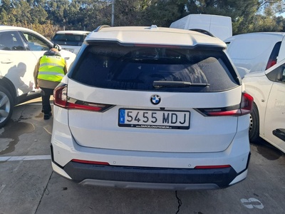 BMW X1 sDrive18d 110 kW (150 CV) 5 BMW X1 sDrive18d 110 kW (150 CV) 5