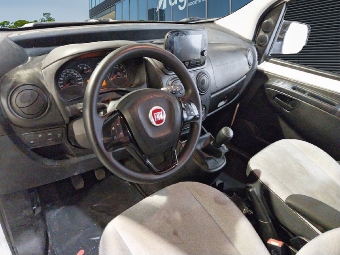 Fiat Fiorino Combi 1.3 Multijet SX N1 70 kW (95 CV) Vehículo usado en Madrid Fiat Fiorino Combi 1.3 Multijet SX N1 70 kW (95 CV) Vehículo usado en Madrid