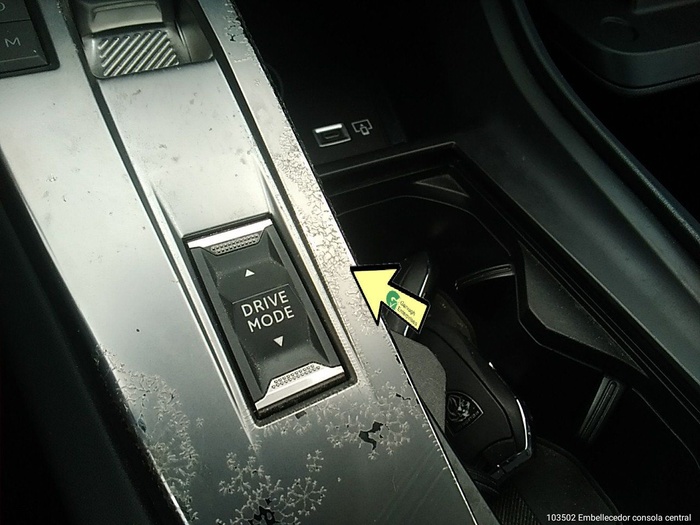 Peugeot 308 BlueHDi 130 S&S Allure EAT8 96 kW (130 CV) Vehículo usado en Madrid Peugeot 308 BlueHDi 130 S&S Allure EAT8 96 kW (130 CV) Vehículo usado en Madrid