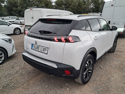 Peugeot 2008 BlueHDi 110 Allure 81 kW (110 CV) 4 Peugeot 2008 BlueHDi 110 Allure 81 kW (110 CV) 4