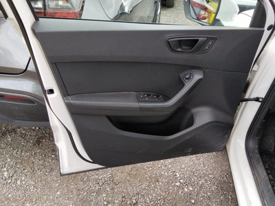 SEAT Ateca 1.6 TDI S&S Ecomotive Reference 85 kW (115 CV) 15 SEAT Ateca 1.6 TDI S&S Ecomotive Reference 85 kW (115 CV) 15