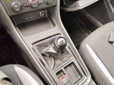 SEAT Ateca 1.6 TDI S&S Ecomotive Reference 85 kW (115 CV) 13 SEAT Ateca 1.6 TDI S&S Ecomotive Reference 85 kW (115 CV) 13