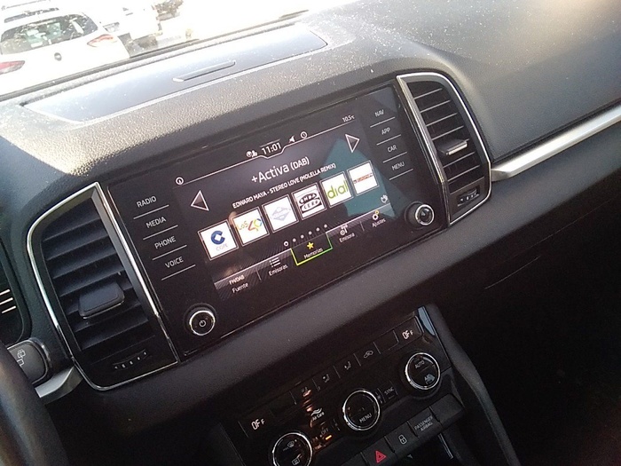 Skoda Karoq 2.0 TDI Ambition 85 kW (115 CV) Vehículo usado en Madrid Skoda Karoq 2.0 TDI Ambition 85 kW (115 CV) Vehículo usado en Madrid