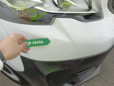 Peugeot e-Expert Furgon Eléctrico Premium Standard 50kWh 100 kW (136 CV) 6 Peugeot e-Expert Furgon Eléctrico Premium Standard 50kWh 100 kW (136 CV) 6