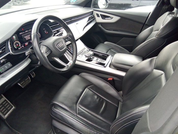 Audi Q8 TFSIe S line plus 55 TFSIe quattro 280 kW (381 CV) tiptronic Vehículo usado en Madrid Audi Q8 TFSIe S line plus 55 TFSIe quattro 280 kW (381 CV) tiptronic Vehículo usado en Madrid