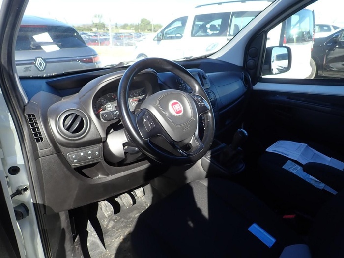 Fiat Fiorino Cargo Furgon 1.3 Multijet SX N1 59 kW (80 CV) Vehículo usado en Madrid Fiat Fiorino Cargo Furgon 1.3 Multijet SX N1 59 kW (80 CV) Vehículo usado en Madrid