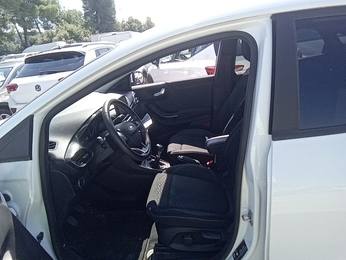 Ford Puma 1.5 Ecoblue Titanium 88 kW (120 CV) Vehículo usado en Madrid Ford Puma 1.5 Ecoblue Titanium 88 kW (120 CV) Vehículo usado en Madrid