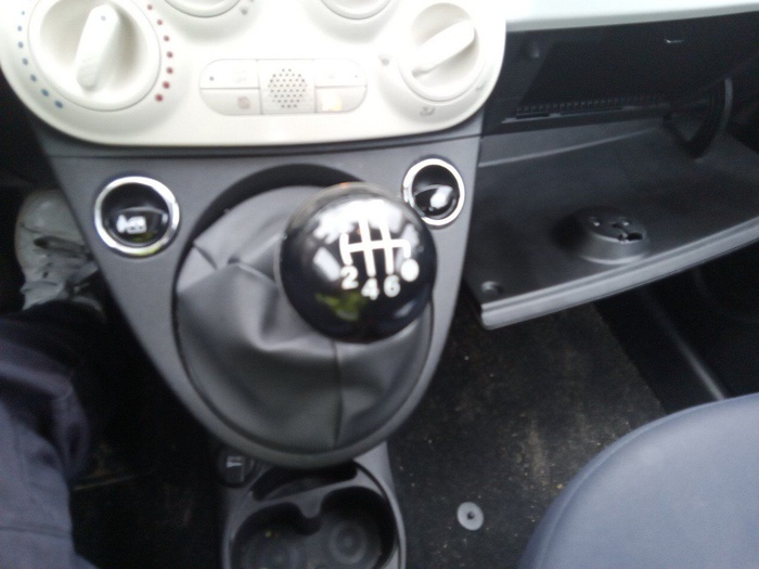 Fiat 500 1.0 Hybrid Cult 51 kW (70 CV) Vehículo usado en Madrid Fiat 500 1.0 Hybrid Cult 51 kW (70 CV) Vehículo usado en Madrid