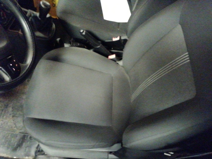 Fiat Fiorino Cargo Furgon 1.3 Multijet Base N1 59 kW (80 CV) Vehículo usado en Madrid Fiat Fiorino Cargo Furgon 1.3 Multijet Base N1 59 kW (80 CV) Vehículo usado en Madrid