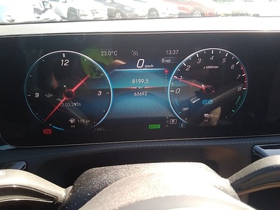 Mercedes-Benz Clase A 250 e 160 kW (218 CV) 8 Mercedes-Benz Clase A 250 e 160 kW (218 CV) 8