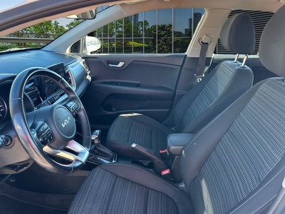 Kia Stonic 1.0 T-GDi MHEV Drive DCT 88 kW (120 CV) 7 Kia Stonic 1.0 T-GDi MHEV Drive DCT 88 kW (120 CV) 7