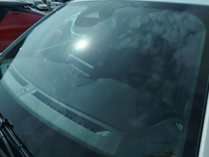 Peugeot 2008 Allure Hybrid eDCS6 107 kW (145 CV) Vehículo usado en Madrid Peugeot 2008 Allure Hybrid eDCS6 107 kW (145 CV) Vehículo usado en Madrid