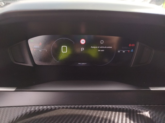 Peugeot 2008 Allure Hybrid eDCS6 107 kW (145 CV) Vehículo usado en Madrid Peugeot 2008 Allure Hybrid eDCS6 107 kW (145 CV) Vehículo usado en Madrid