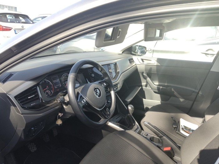 Volkswagen Polo Advance 1.0 TSI 70 kW (95 CV) Vehículo usado en Madrid Volkswagen Polo Advance 1.0 TSI 70 kW (95 CV) Vehículo usado en Madrid