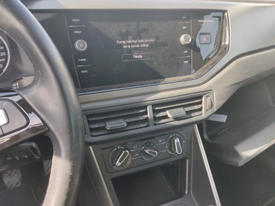Volkswagen Polo Advance 1.0 TSI 70 kW (95 CV) 14 Volkswagen Polo Advance 1.0 TSI 70 kW (95 CV) 14
