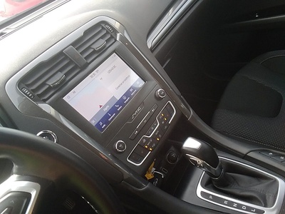 Ford Mondeo 2.0 Híbrido HEV Sedan Titanium Auto 137 kW (187 CV) 9 Ford Mondeo 2.0 Híbrido HEV Sedan Titanium Auto 137 kW (187 CV) 9