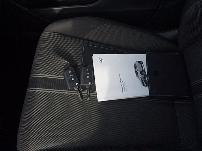 Volkswagen T-Roc Advance 1.5 TSI 110 kW (150 CV) DSG Vehículo usado en Madrid Volkswagen T-Roc Advance 1.5 TSI 110 kW (150 CV) DSG Vehículo usado en Madrid