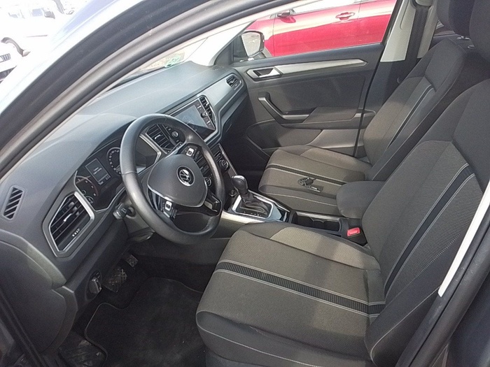 Volkswagen T-Roc Advance 1.5 TSI 110 kW (150 CV) DSG Vehículo usado en Madrid Volkswagen T-Roc Advance 1.5 TSI 110 kW (150 CV) DSG Vehículo usado en Madrid