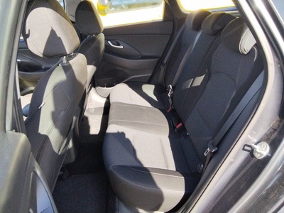 Hyundai i30 CW 1.6 CRDI Klass 85 kW (116 CV) 9 Hyundai i30 CW 1.6 CRDI Klass 85 kW (116 CV) 9