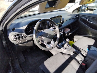 Hyundai i30 CW 1.6 CRDI Klass 85 kW (116 CV) 7 Hyundai i30 CW 1.6 CRDI Klass 85 kW (116 CV) 7