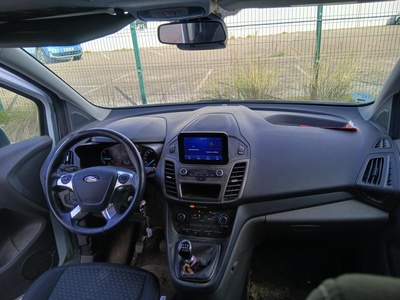Ford Tourneo Connect 1.5 TDCI Trend 74 kW (100 CV) 8 Ford Tourneo Connect 1.5 TDCI Trend 74 kW (100 CV) 8
