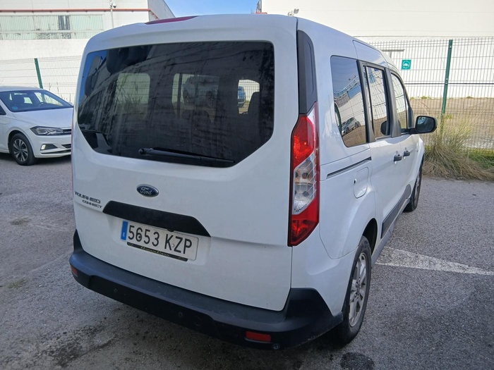 Ford Tourneo Connect 1.5 TDCI Trend 74 kW (100 CV) Vehículo usado en Madrid Ford Tourneo Connect 1.5 TDCI Trend 74 kW (100 CV) Vehículo usado en Madrid