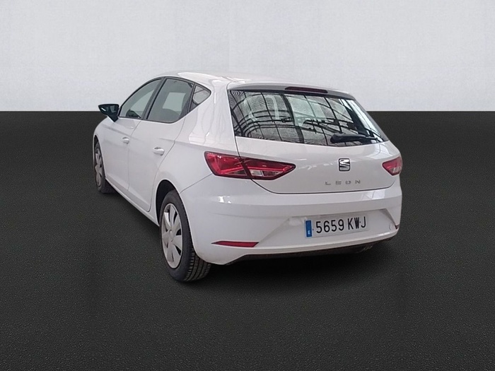 SEAT León 1.6 TDI S&S Reference 85 kW (115 CV) Vehículo usado en Madrid SEAT León 1.6 TDI S&S Reference 85 kW (115 CV) Vehículo usado en Madrid