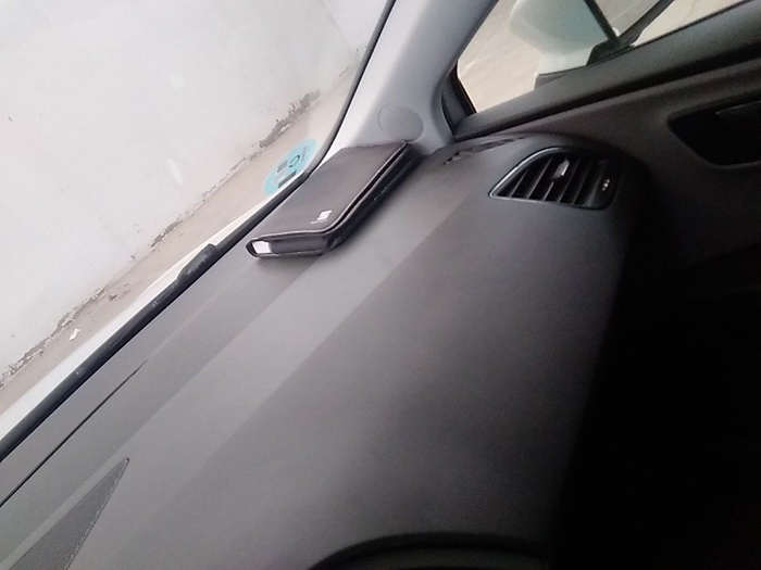 SEAT León 1.6 TDI S&S Reference 85 kW (115 CV) Vehículo usado en Madrid SEAT León 1.6 TDI S&S Reference 85 kW (115 CV) Vehículo usado en Madrid