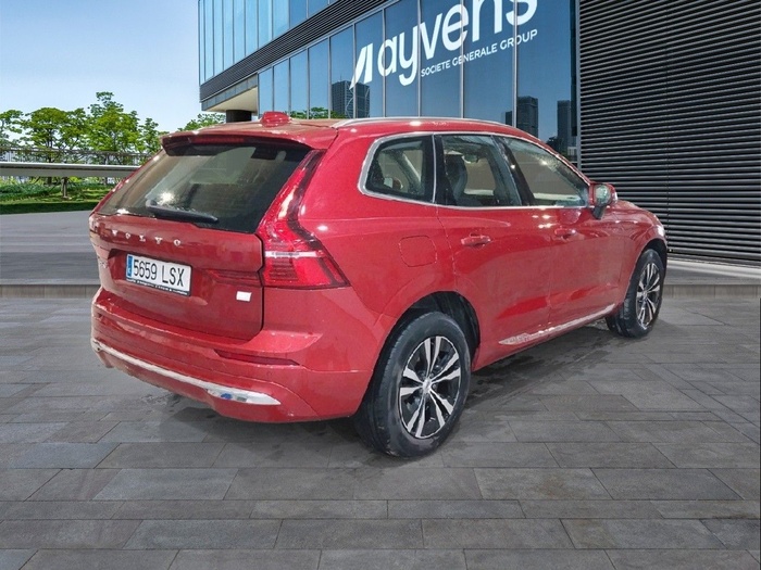 Volvo XC60 T6 Recharge Inscription Expression AWD Auto 250 kW (340 CV) Vehículo usado en Madrid Volvo XC60 T6 Recharge Inscription Expression AWD Auto 250 kW (340 CV) Vehículo usado en Madrid