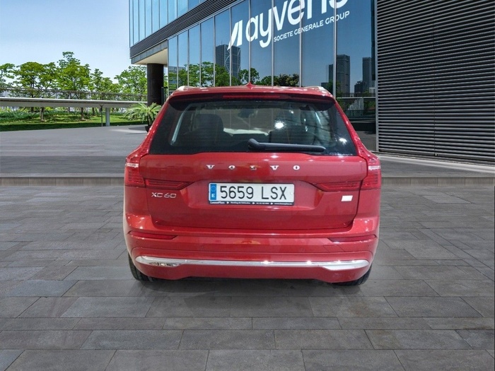 Volvo XC60 T6 Recharge Inscription Expression AWD Auto 250 kW (340 CV) Vehículo usado en Madrid Volvo XC60 T6 Recharge Inscription Expression AWD Auto 250 kW (340 CV) Vehículo usado en Madrid