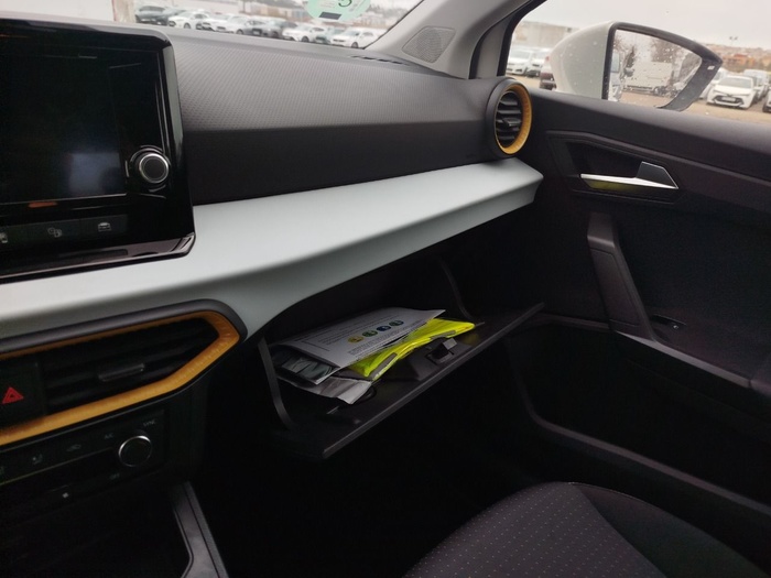 SEAT Ibiza 1.0 TSI Style Plus 81 kW (110 CV) Vehículo usado en Madrid SEAT Ibiza 1.0 TSI Style Plus 81 kW (110 CV) Vehículo usado en Madrid