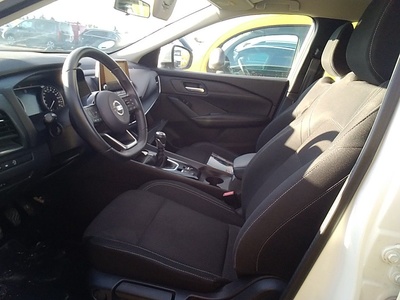 Nissan Qashqai DIG-T 140 mHEV Acenta 4x2 103 kW (140 CV) 12 Nissan Qashqai DIG-T 140 mHEV Acenta 4x2 103 kW (140 CV) 12