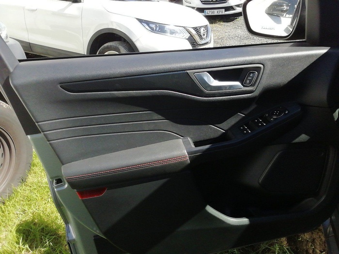 Ford Kuga 2.5 Duratec PHEV ST-Line X Auto 165 kW (225 CV) Vehículo usado en Madrid Ford Kuga 2.5 Duratec PHEV ST-Line X Auto 165 kW (225 CV) Vehículo usado en Madrid