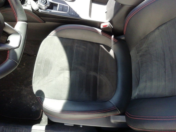 Ford Kuga 2.5 Duratec PHEV ST-Line X Auto 165 kW (225 CV) Vehículo usado en Madrid Ford Kuga 2.5 Duratec PHEV ST-Line X Auto 165 kW (225 CV) Vehículo usado en Madrid