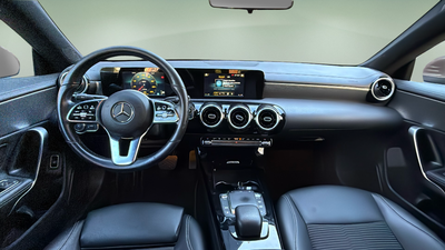 Mercedes-Benz CLA 180 100 kW (136 CV) 16 Mercedes-Benz CLA 180 100 kW (136 CV) 16