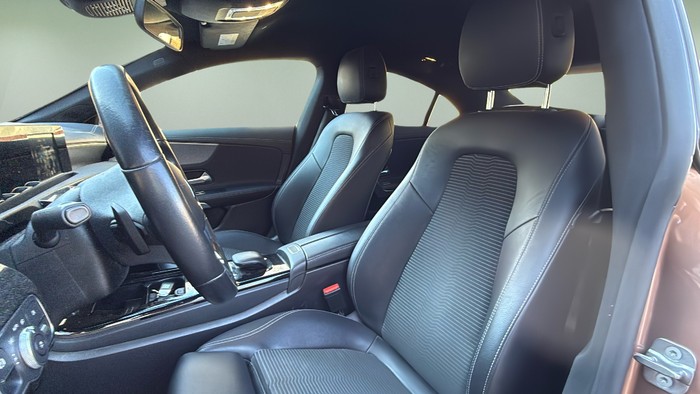 Mercedes-Benz CLA 180 100 kW (136 CV) Vehículo usado en Madrid Mercedes-Benz CLA 180 100 kW (136 CV) Vehículo usado en Madrid