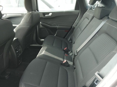 Ford Kuga 2.5 Duratec FHEV Titanium Auto 140 kW (190 CV) 9 Ford Kuga 2.5 Duratec FHEV Titanium Auto 140 kW (190 CV) 9