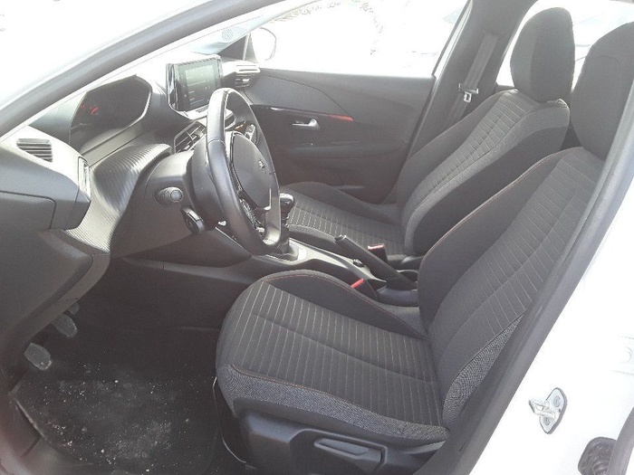 Peugeot 208 BlueHDi 100 Active 75 kW (100 CV) Vehículo usado en Madrid Peugeot 208 BlueHDi 100 Active 75 kW (100 CV) Vehículo usado en Madrid