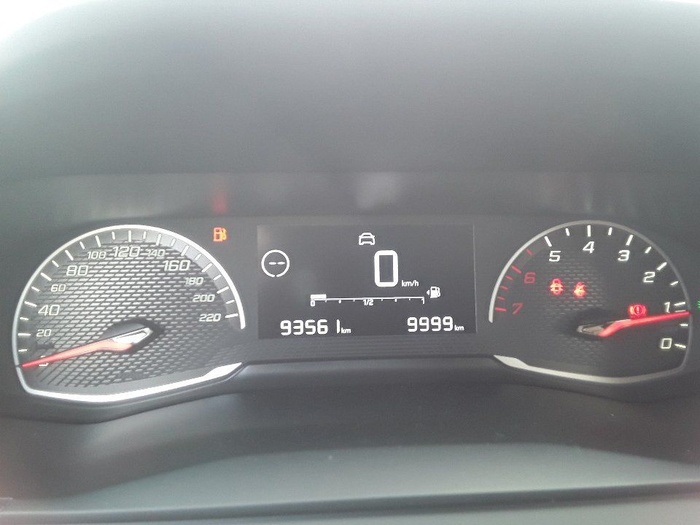 Peugeot 208 BlueHDi 100 Active 75 kW (100 CV) Vehículo usado en Madrid Peugeot 208 BlueHDi 100 Active 75 kW (100 CV) Vehículo usado en Madrid