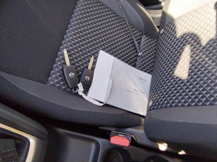 Nissan Micra IG-T 100 Acenta 74 kW (100 CV) Vehículo usado en Madrid Nissan Micra IG-T 100 Acenta 74 kW (100 CV) Vehículo usado en Madrid