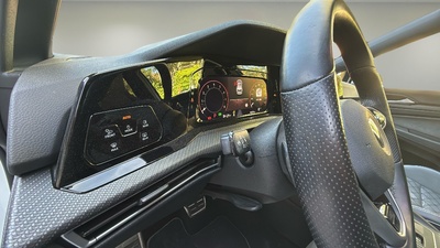 Volkswagen Golf R-Line 1.5 eTSI 110 kW (150 CV) DSG 13 Volkswagen Golf R-Line 1.5 eTSI 110 kW (150 CV) DSG 13