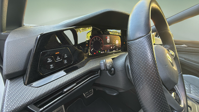 Volkswagen Golf R-Line 1.5 eTSI 110 kW (150 CV) DSG 13 Volkswagen Golf R-Line 1.5 eTSI 110 kW (150 CV) DSG 13