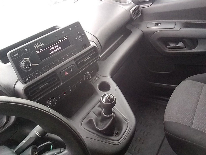 Citroen Berlingo Furgon BlueHDi 100 S&S Talla M Control 75 kW (102 CV) Vehículo usado en Madrid Citroen Berlingo Furgon BlueHDi 100 S&S Talla M Control 75 kW (102 CV) Vehículo usado en Madrid