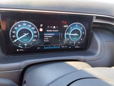 Hyundai Tucson 1.6 CRDI 48V Maxx DCT 100 kW (136 CV) 8 Hyundai Tucson 1.6 CRDI 48V Maxx DCT 100 kW (136 CV) 8