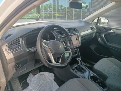 Volkswagen Tiguan Life 1.4 TSI eHybrid 180 kW (245 CV) DSG 7 Volkswagen Tiguan Life 1.4 TSI eHybrid 180 kW (245 CV) DSG 7